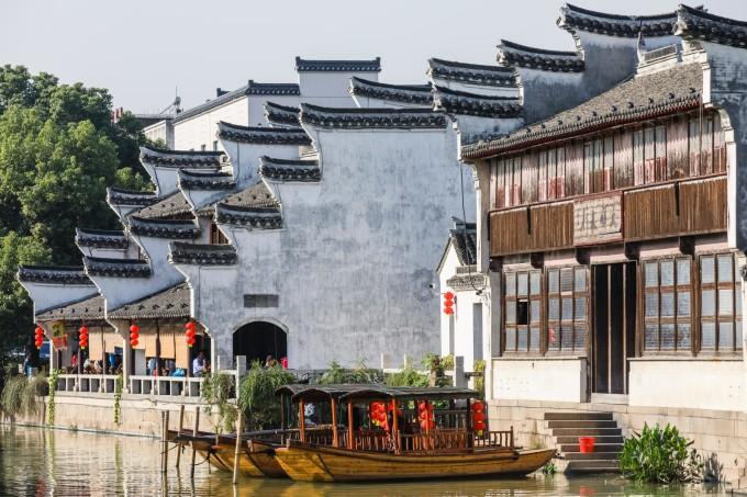 王者荣耀和国服LOL手游有竞争关系吗？游戏画面