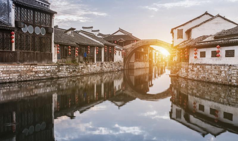 玩撞三国